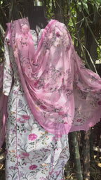 White & Pink Lakshu